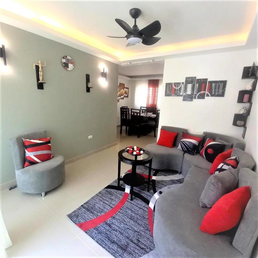 Your Space Piscina, Parque Infantil, 3 Habitaciones , Res Breezes Santiago Сантьяго-де-лос-Кабальерос Экстерьер фото